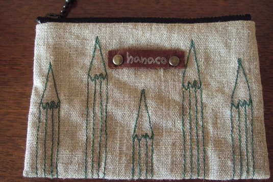 hanacoミシン刺繍のコインケース・鉛筆