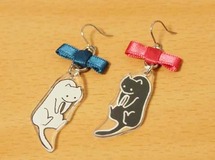 ゆらゆらねこのピアス