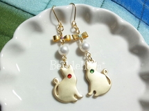 ネコピアス