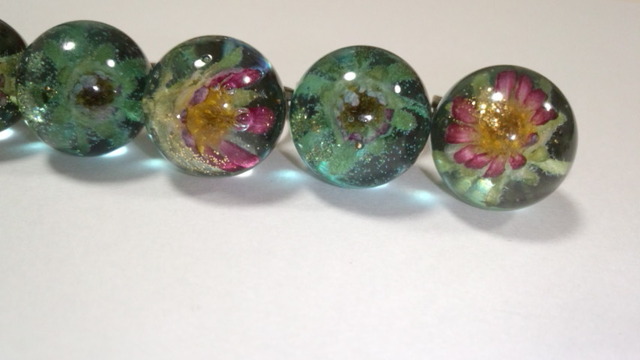 【UVレジン】レジンアクセの作り方や参考になる画像集